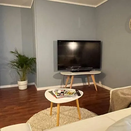Apartment Charming 2-bed In Stavanger