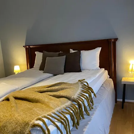 Apartment Charming 2-bed In *
